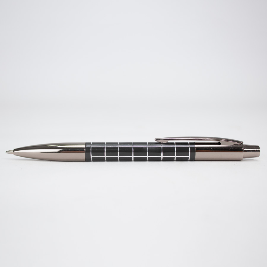 L106-02.jpg