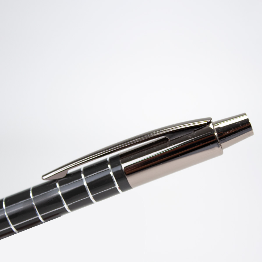 L106-04.jpg