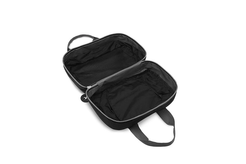ToiletBagNegroNylon290970000016241BAJA1-1729524185.webp